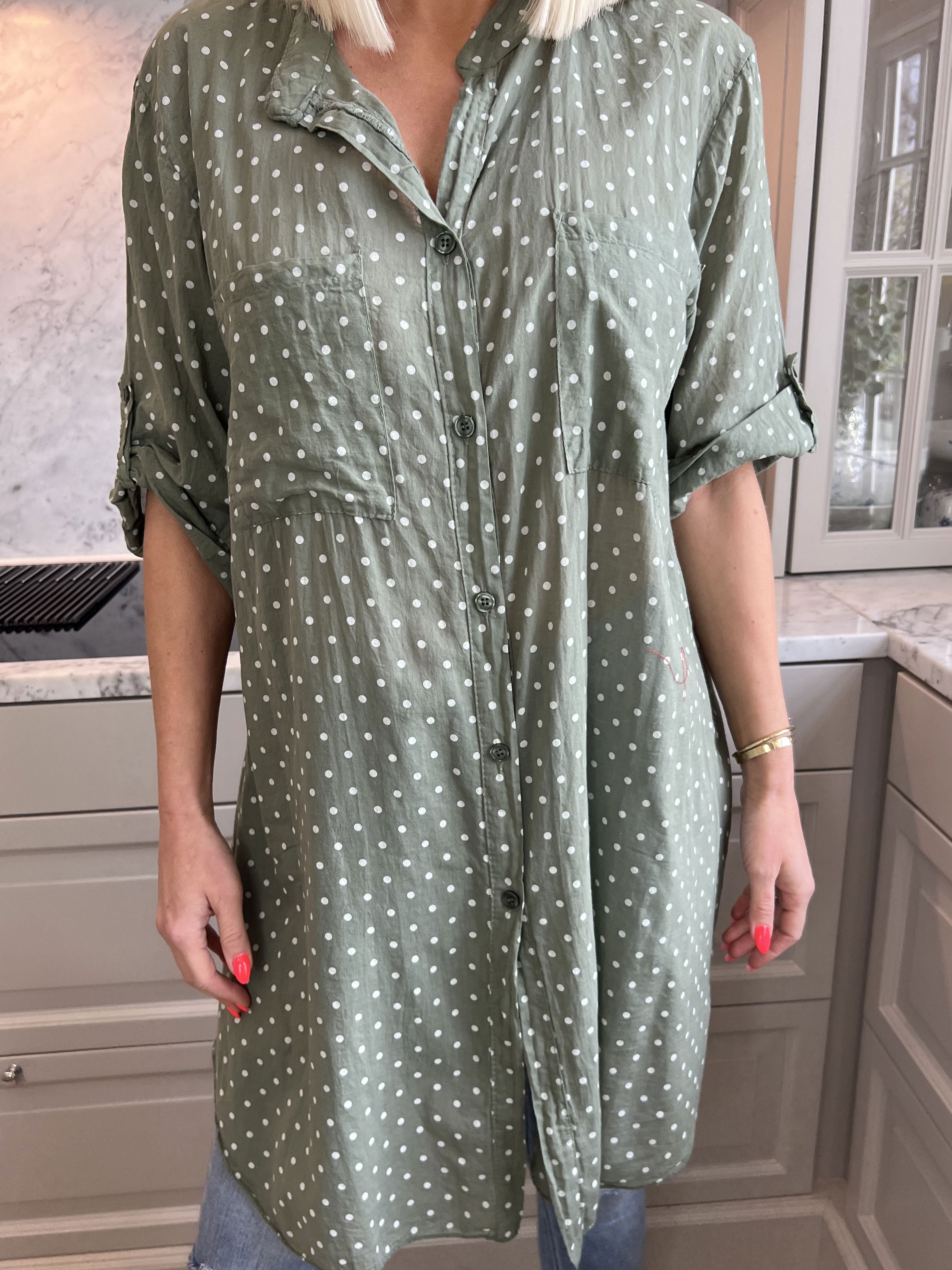 Linda - Skjorte i bomuld med små prikker